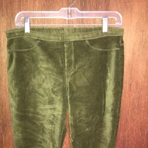 Hue jeggings, size L, olive corduroy